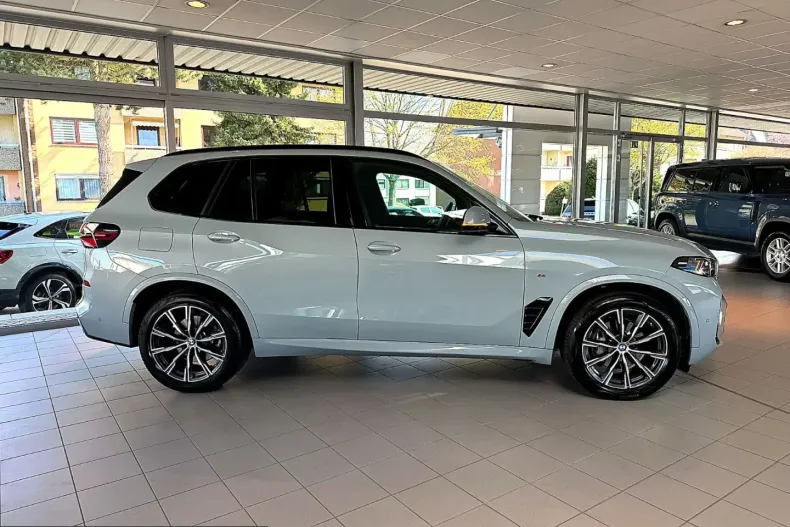 BMW X5 (Seria X) din 2025 cu 24.299 km - oferta BMW204282 - foto 6
