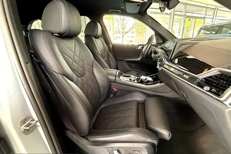 BMW X5 (Seria X) din 2025 cu 24.299 km - oferta BMW204282 - foto 26