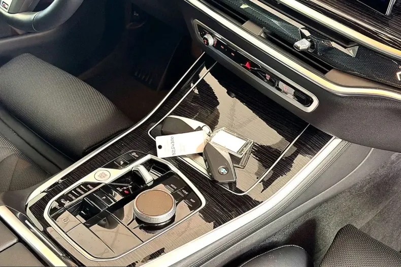 BMW X5 (Seria X) din 2025 cu 24.299 km - oferta BMW204282 - foto 30