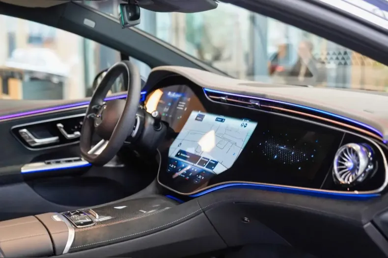 Mercedes-Benz EQE din 2025 cu 7.547 km - oferta MER204285 - foto 9