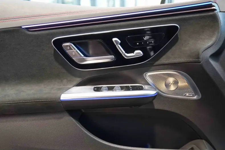 Mercedes-Benz EQE din 2025 cu 7.547 km - oferta MER204285 - foto 14