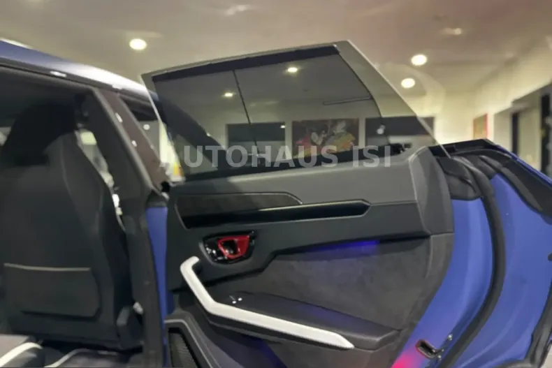 Lamborghini Urus din 2025 cu 8.900 km - oferta LAM204293 - foto 42