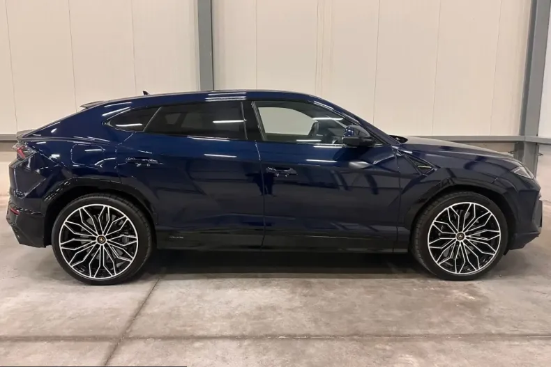 Lamborghini Urus din 2025 cu 12.925 km - oferta LAM204294 - foto 4