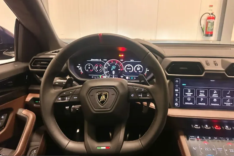 Lamborghini Urus din 2025 cu 12.925 km - oferta LAM204294 - foto 17