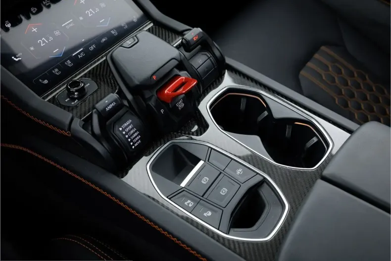 Lamborghini Urus din 2025 cu 20.200 km - oferta LAM204295 - foto 36