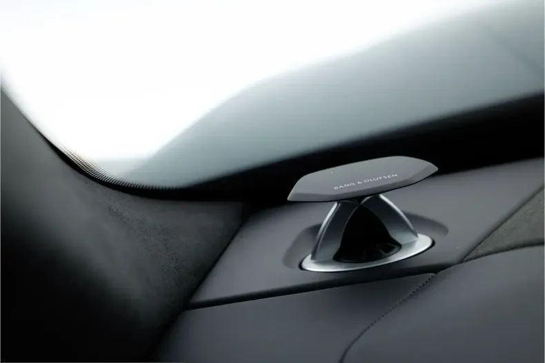 Lamborghini Urus din 2025 cu 20.200 km - oferta LAM204295 - foto 39