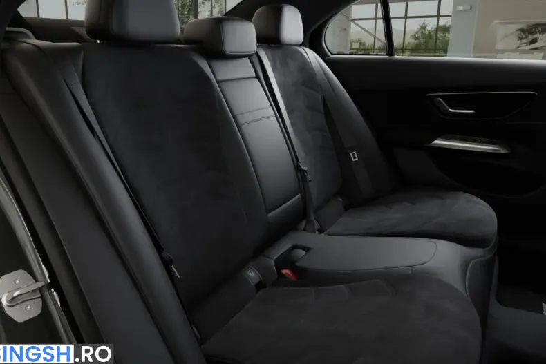 Mercedes-Benz E 300 (Clasa E) din 2025 cu 12.266 km - oferta MER204296 - foto 7