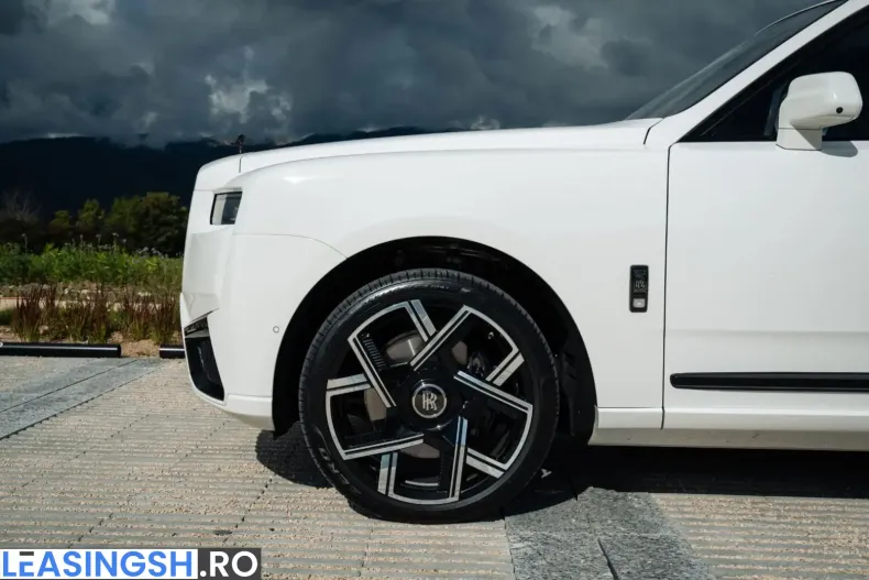 Rolls-Royce Cullinan din 2025 cu 5.500 km - oferta ROL204299 - foto 3