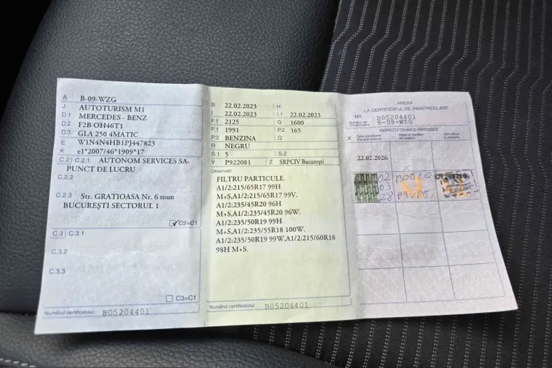 Mercedes-Benz GLA 250 (Clasa GLA) din 2023 cu 33.076 km - oferta MER204301 - foto 18