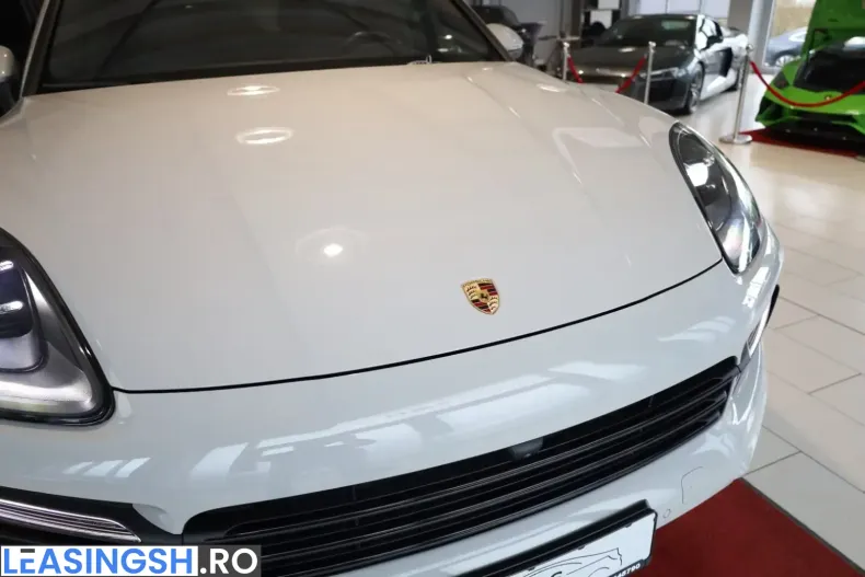 Porsche Cayenne din 2022 cu 55.222 km - oferta POR204302 - foto 8