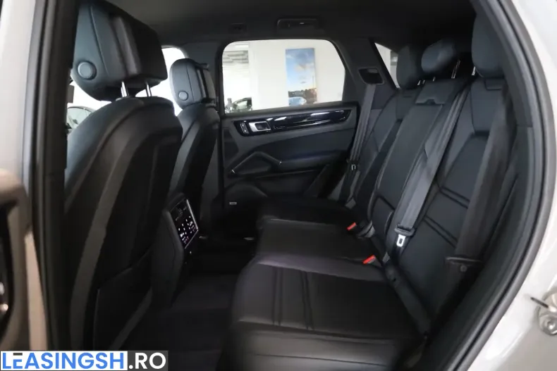 Porsche Cayenne din 2022 cu 55.222 km - oferta POR204302 - foto 9