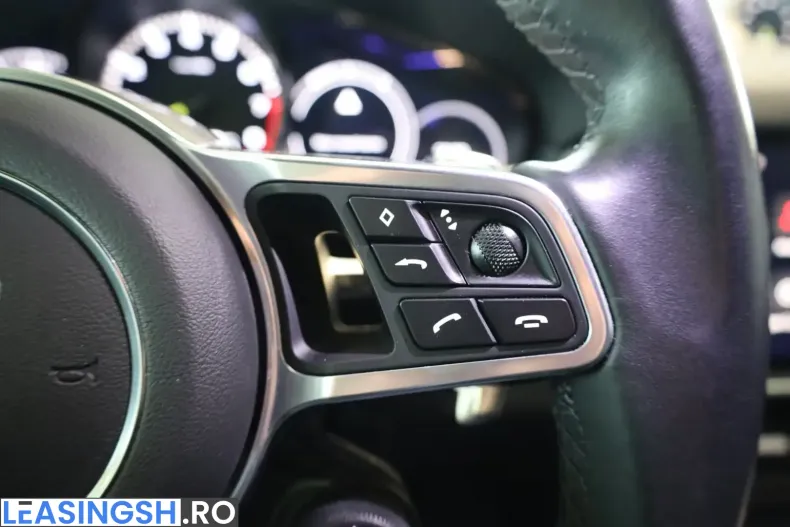 Porsche Cayenne din 2022 cu 55.222 km - oferta POR204302 - foto 13