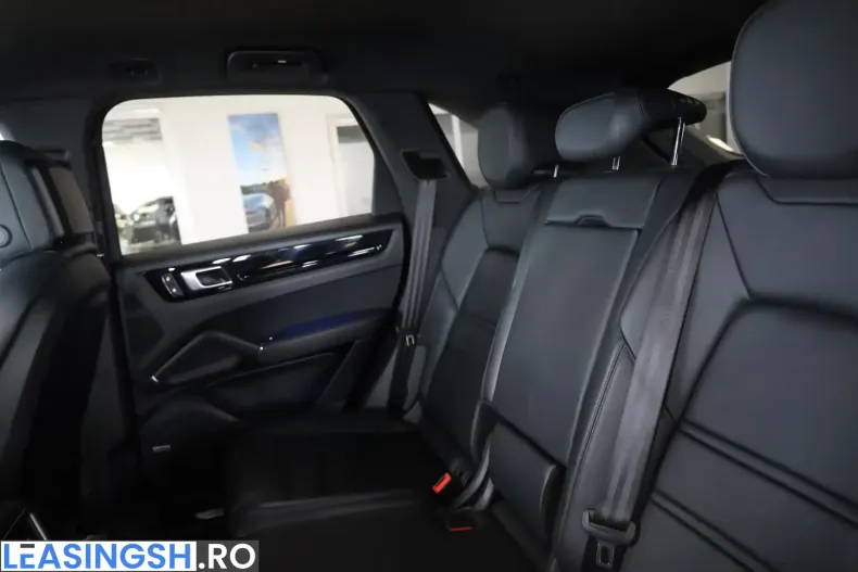 Porsche Cayenne din 2022 cu 55.222 km - oferta POR204302 - foto 23