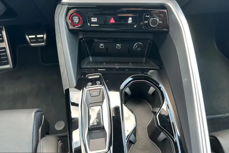 Audi SQ5 din 2025 cu 22.977 km - oferta AUD204303 - foto 11