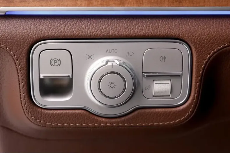 Mercedes-Benz GLE 53 AMG (Clasa GLE) din 2025 cu 11.500 km - oferta MER204307 - foto 15