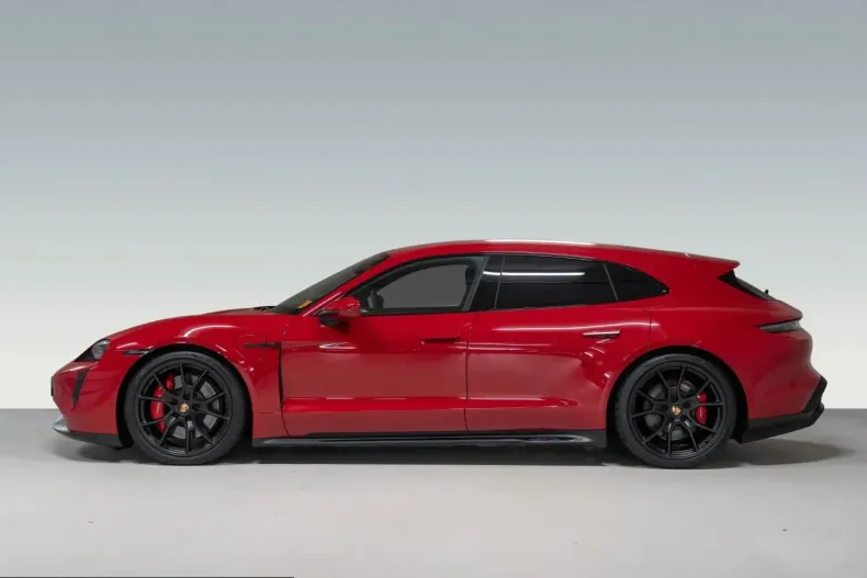 Porsche Taycan din 2023 cu 28.100 km - oferta POR204308 - foto 2