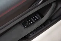 Porsche Taycan din 2023 cu 28.100 km - oferta POR204308 - foto 21