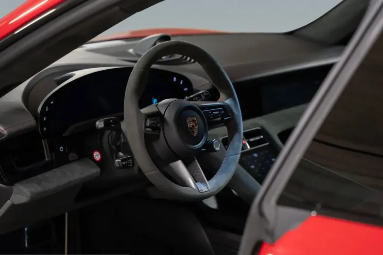 Porsche Taycan din 2023 cu 28.100 km - oferta POR204308 - foto 27