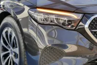 Mercedes-Benz E 200 (Clasa E) din 2024 cu 3.342 km - oferta MER204316 - foto 21