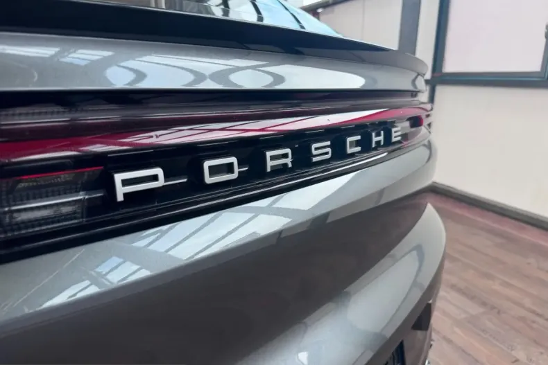 Porsche Cayenne din 2024 cu 35.500 km - oferta POR204318 - foto 8