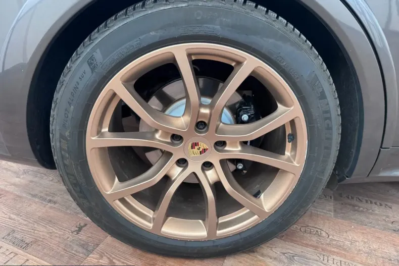 Porsche Cayenne din 2024 cu 35.500 km - oferta POR204318 - foto 19