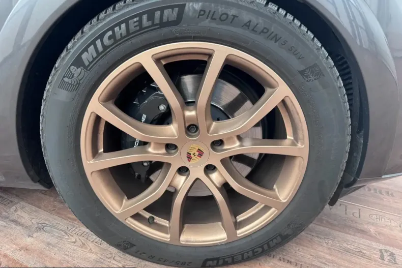 Porsche Cayenne din 2024 cu 35.500 km - oferta POR204318 - foto 20