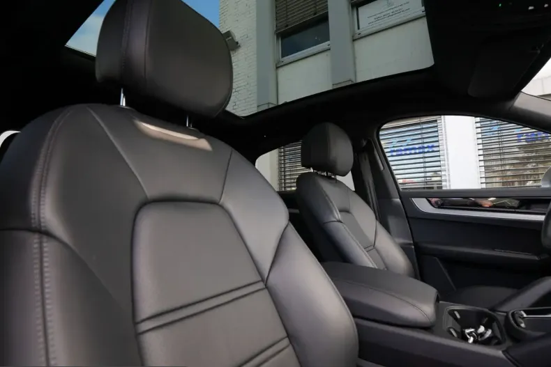 Porsche Cayenne din 2024 cu 19.000 km - oferta POR204320 - foto 20