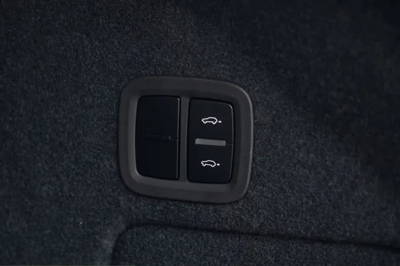 Porsche Cayenne din 2024 cu 19.000 km - oferta POR204320 - foto 45