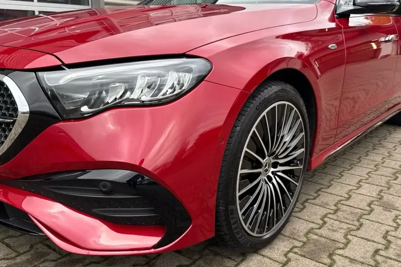 Mercedes-Benz E 300 (Clasa E) din 2025 cu 12.112 km - oferta MER204322 - foto 5