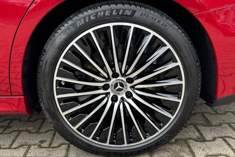 Mercedes-Benz E 300 (Clasa E) din 2025 cu 12.112 km - oferta MER204322 - foto 6