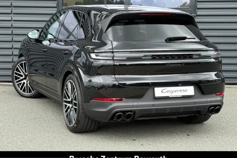 Porsche Cayenne din 2025 cu 14.900 km - oferta POR204324 - foto 3