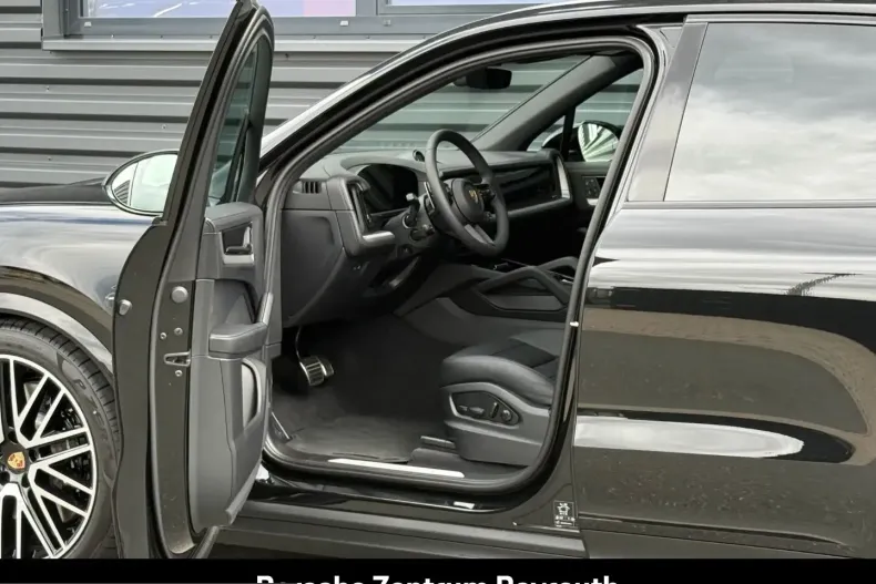 Porsche Cayenne din 2025 cu 14.900 km - oferta POR204324 - foto 12