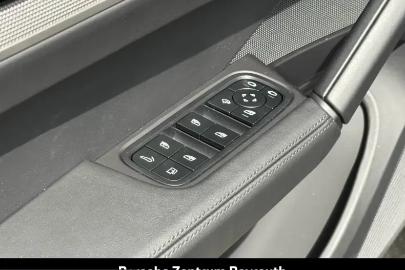 Porsche Cayenne din 2025 cu 14.900 km - oferta POR204324 - foto 25