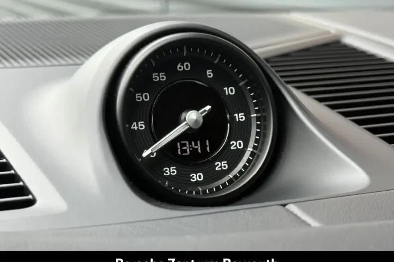 Porsche Cayenne din 2025 cu 14.900 km - oferta POR204324 - foto 30