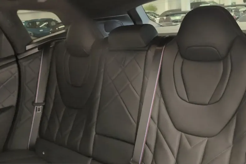 BMW XM (Seria X) din 2025 cu 12.936 km - oferta BMW204328 - foto 5