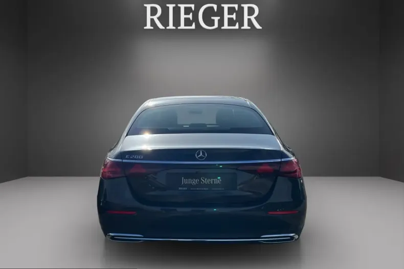 Mercedes-Benz E 200 (Clasa E) din 2025 cu 13.028 km - oferta MER204333 - foto 10