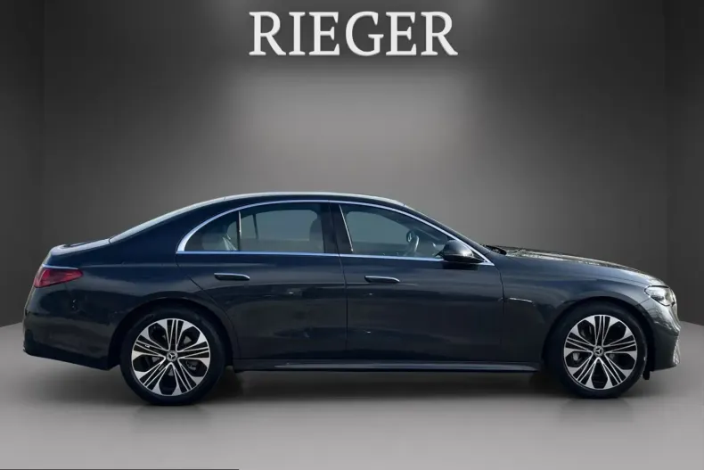 Mercedes-Benz E 200 (Clasa E) din 2025 cu 13.028 km - oferta MER204333 - foto 12