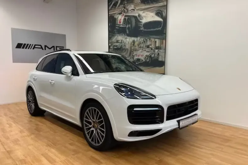 Porsche Cayenne din 2022 cu 59.650 km - oferta POR204334 - foto 1