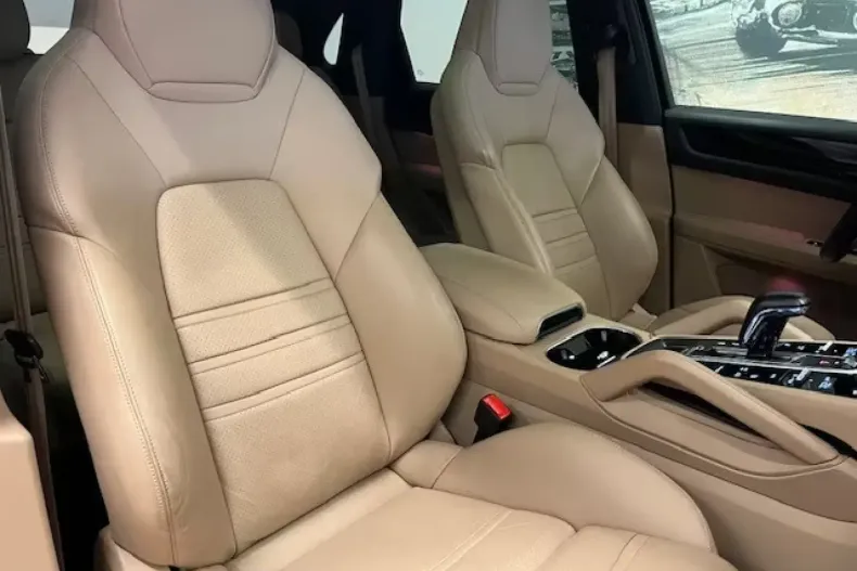 Porsche Cayenne din 2022 cu 59.650 km - oferta POR204334 - foto 7