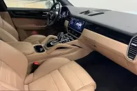 Porsche Cayenne din 2022 cu 59.650 km - oferta POR204334 - foto 9