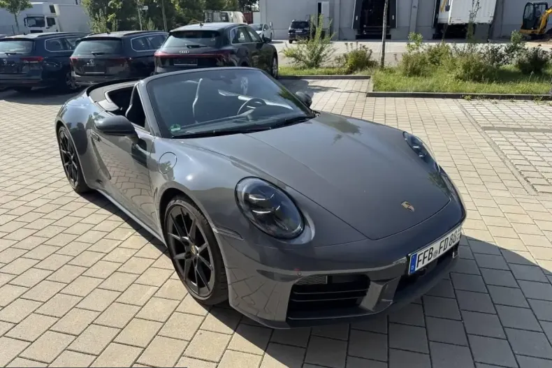 Porsche 992 din 2024 cu 7.200 km - oferta POR204339 - foto 1