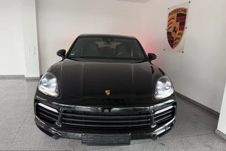 Porsche Cayenne din 2023 cu 61.220 km - oferta POR204340 - foto 2