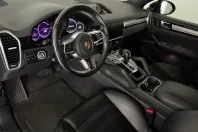 Porsche Cayenne din 2023 cu 61.220 km - oferta POR204340 - foto 9