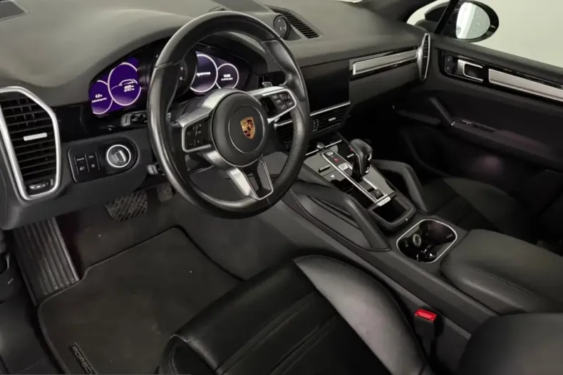 Porsche Cayenne din 2023 cu 61.220 km - oferta POR204340 - foto 9