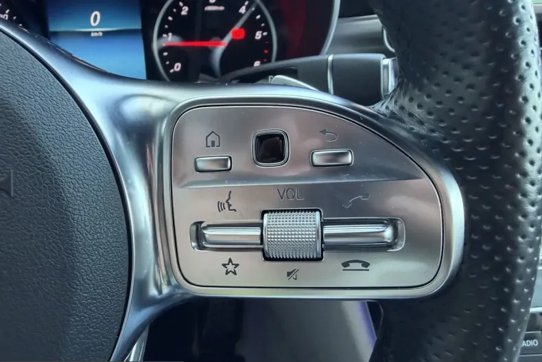 Mercedes-Benz C 220 (Clasa C) din 2023 cu 70.200 km - oferta MER204343 - foto 34