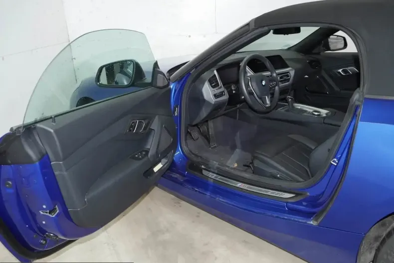 BMW Z4 (Seria Z) din 2025 cu 5.400 km - oferta BMW204344 - foto 7