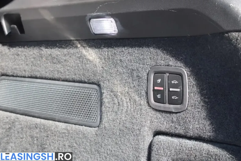 Porsche Cayenne din 2022 cu 67.899 km - oferta POR204346 - foto 8