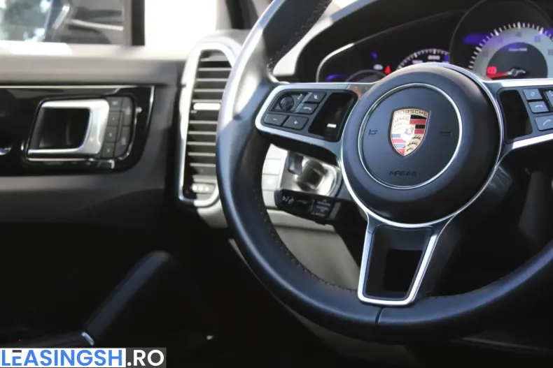 Porsche Cayenne din 2022 cu 67.899 km - oferta POR204346 - foto 18