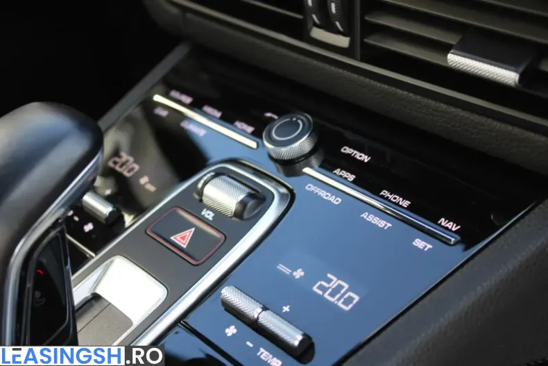 Porsche Cayenne din 2022 cu 67.899 km - oferta POR204346 - foto 28