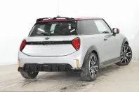 MINI Cooper C din 2024 cu 4.350 km - oferta MIN204347 - foto 4